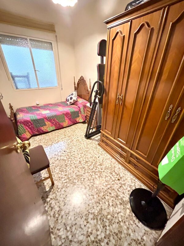 VENTA DE PISO ZONA AV. DE LA LIBERTAD - Imagen 11