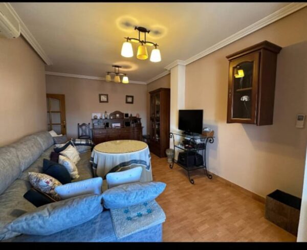 VENTA DE PISO ZONA DEL BARRIO SAN PEDRO - Imagen 5
