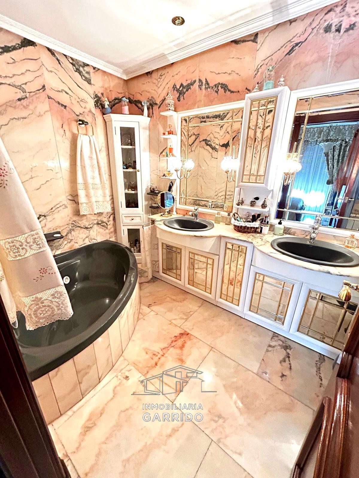 Chalet adosado en venta en Avenida Libertad - Imagen 39