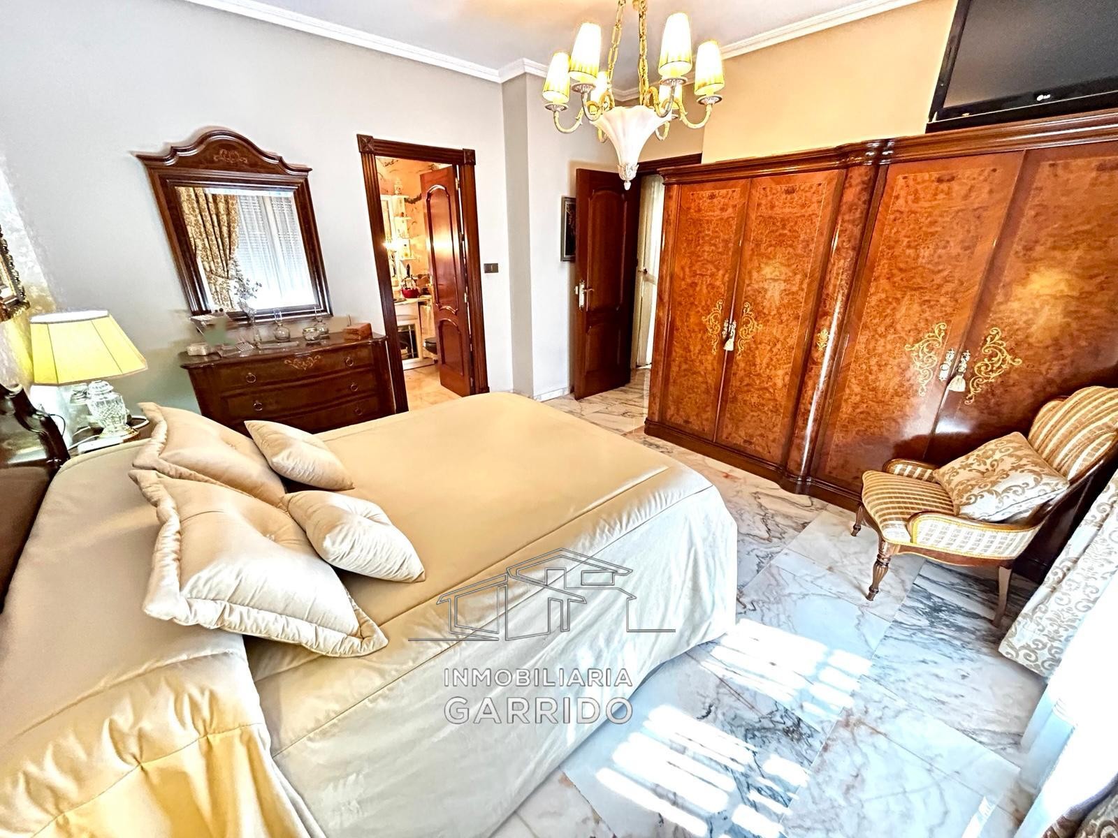 Chalet adosado en venta en Avenida Libertad - Imagen 41