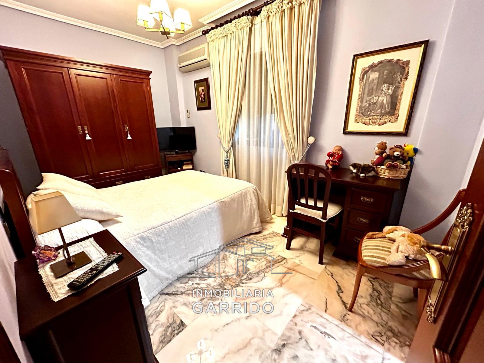 Chalet adosado en venta en Avenida Libertad - Imagen 34