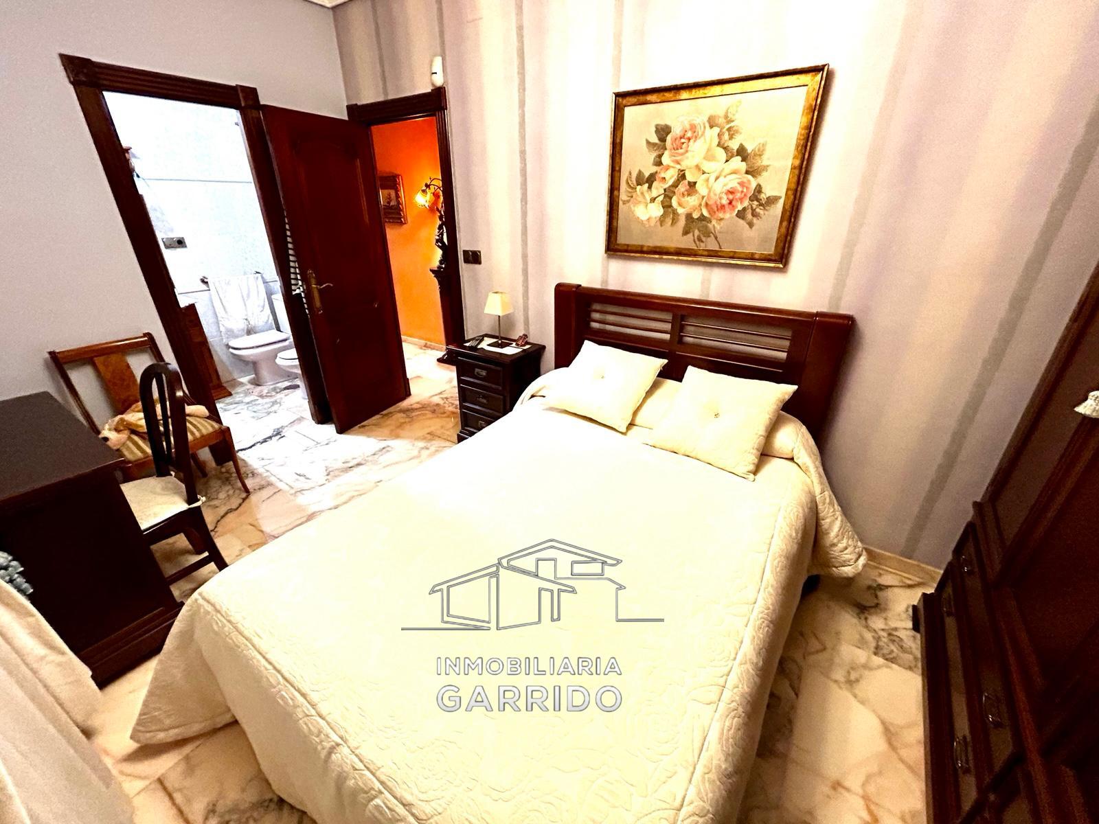 Chalet adosado en venta en Avenida Libertad - Imagen 36